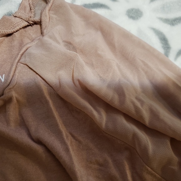 🔴 SOLD Long sleeve American Eagle tee 😍 - Picture 3 of 3